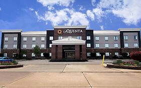 La Quinta Inn & Suits By Wyndham Pontoon Beach Il